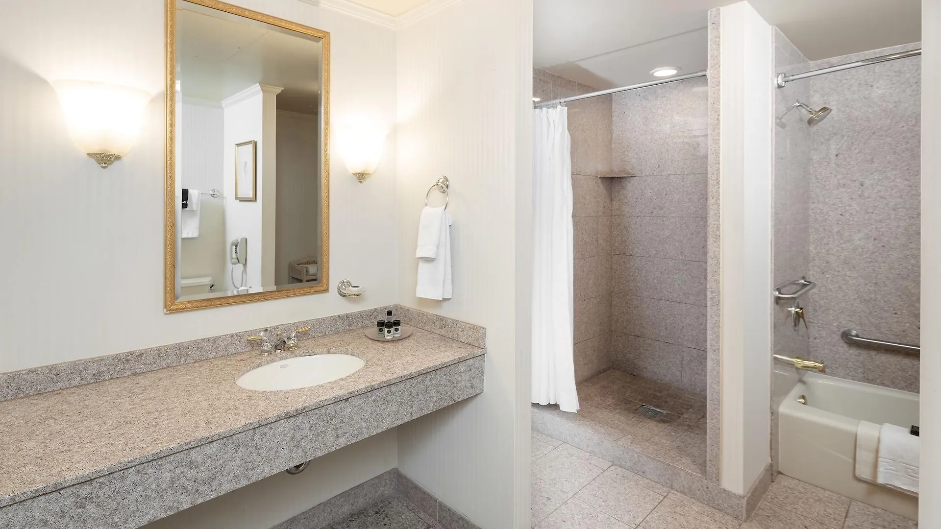 ****  The Berkeley Hotel Richmond USA